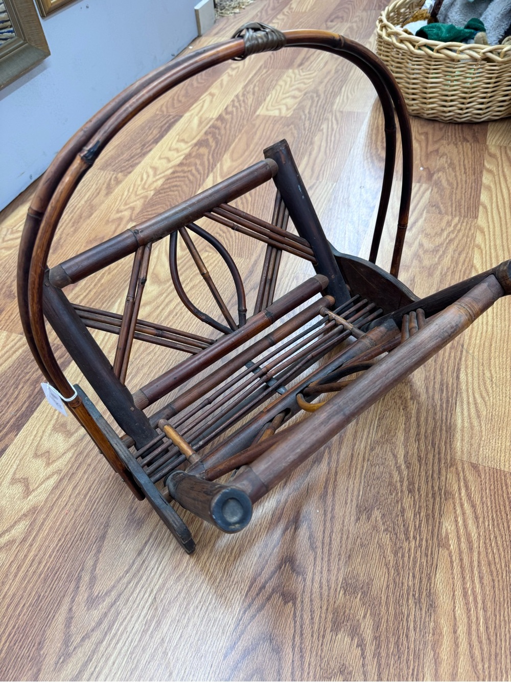Vintage Bamboo & Rattan Magazine Rack/Blanket Storage - Picture 4 of 5